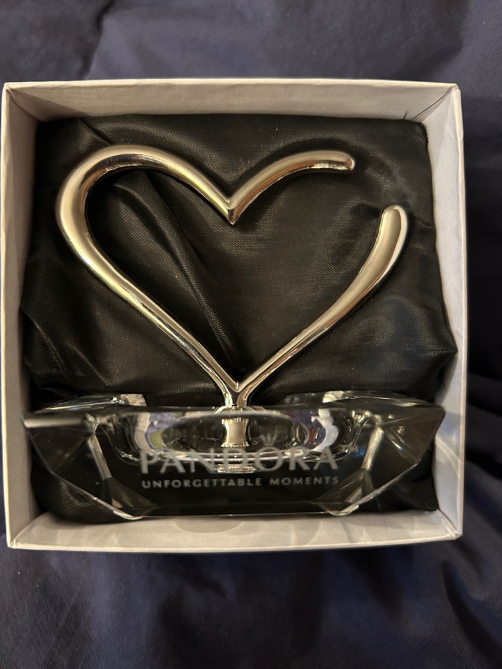 Pandora Clear Crystal jewelry Dish with silver Heart Handle